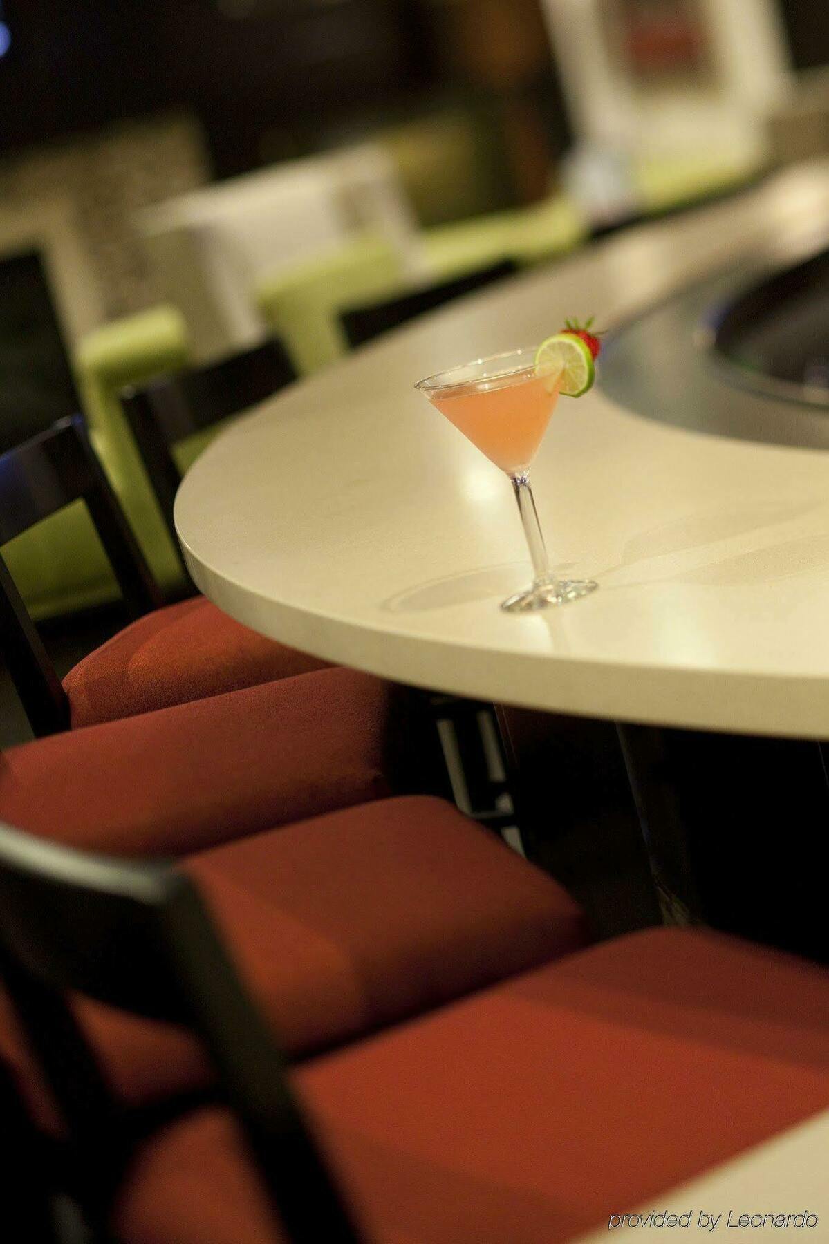Holiday Inn Athens - University Area Экстерьер фото