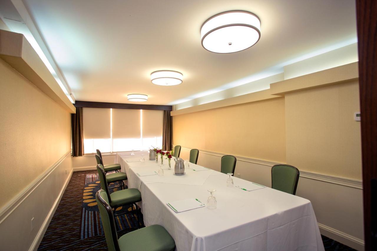 Holiday Inn Athens - University Area Экстерьер фото