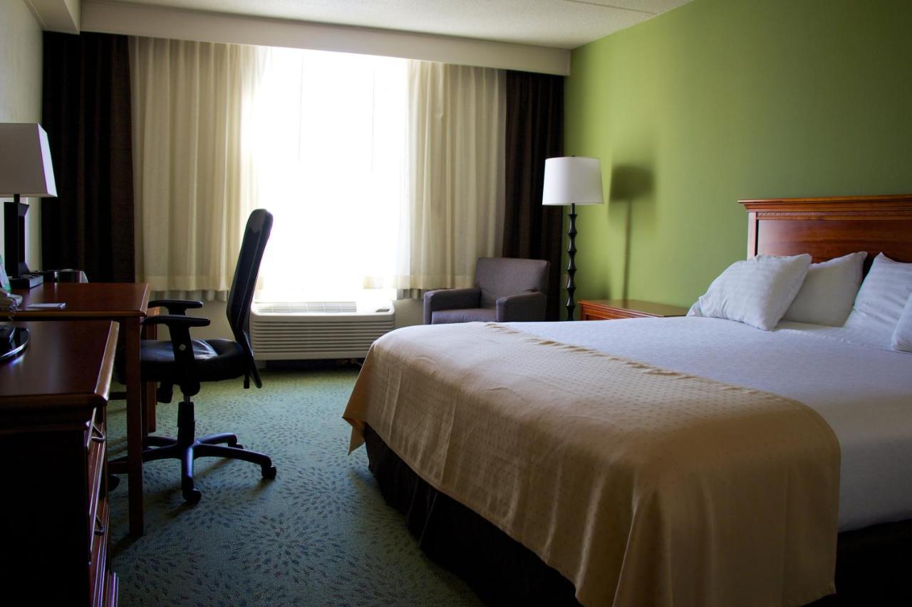 Holiday Inn Athens - University Area Экстерьер фото