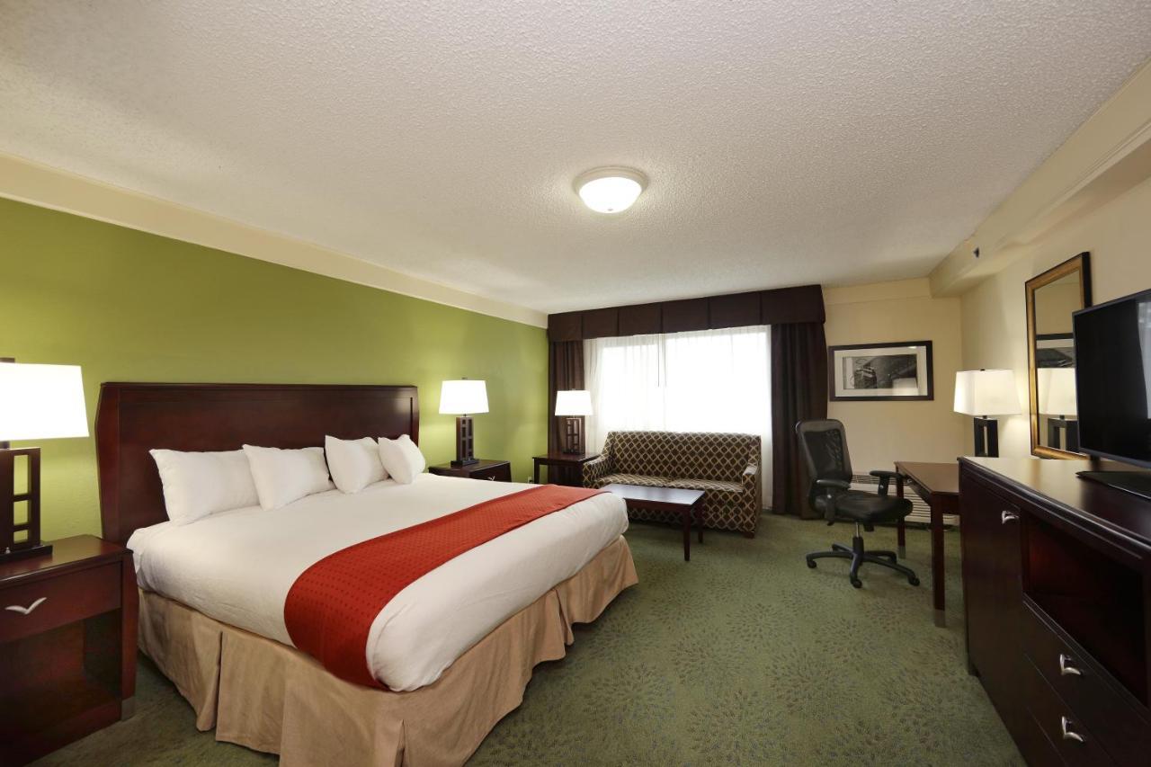 Holiday Inn Athens - University Area Экстерьер фото
